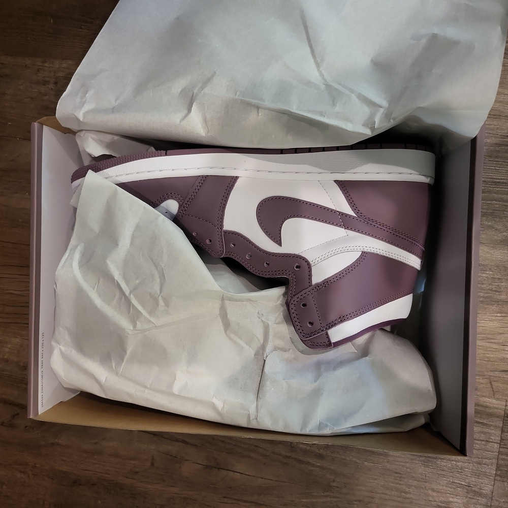Jordan 1 Retro High OG Mauve - Picture 7 of 12